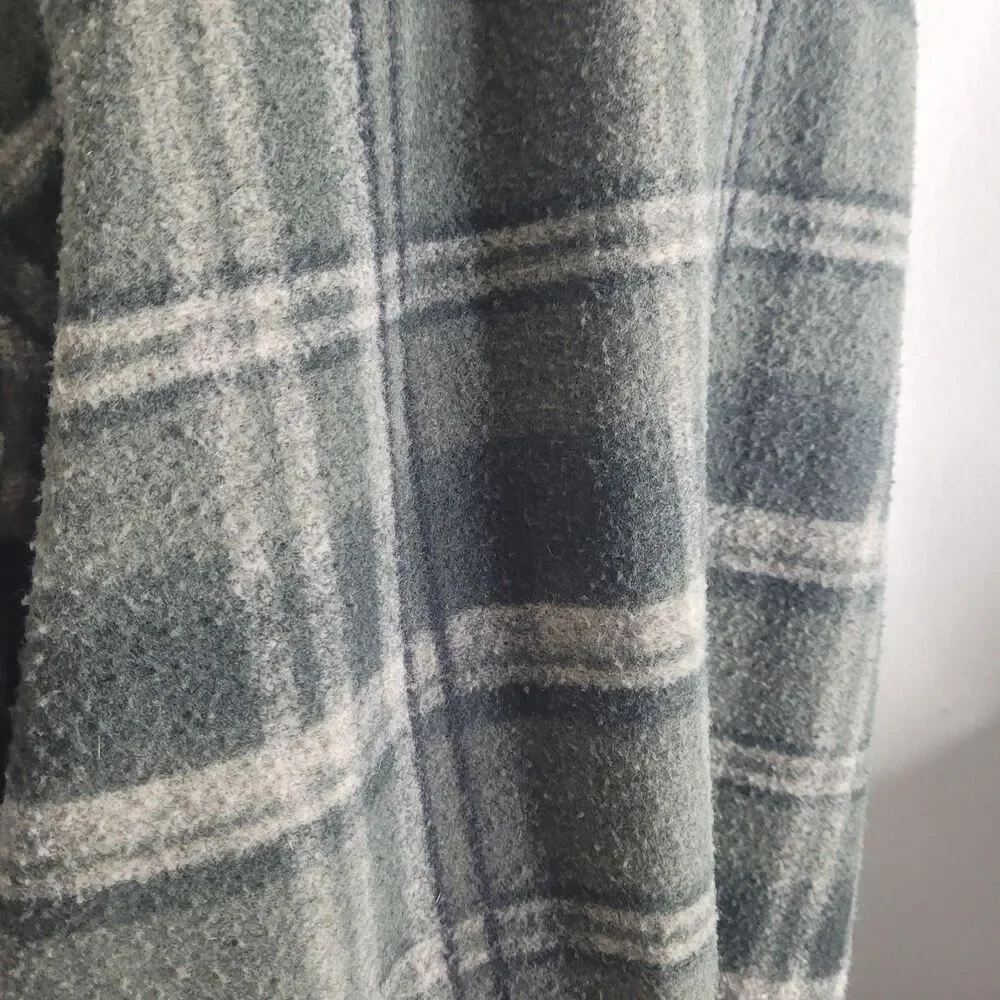 John Wayne XXL fleece jacket sweater button down zip pullover plaid